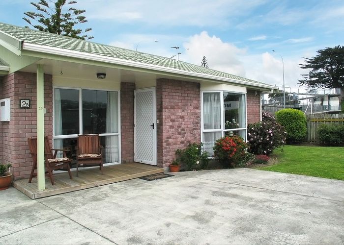  at 2 James Street, Plimmerton, Porirua