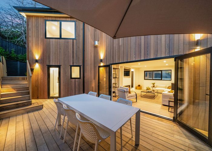  at 4/18 Glover Road, St Heliers, Auckland