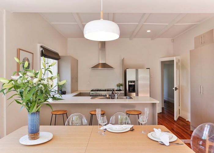  at 32 Clayburn Road, Glen Eden, Auckland