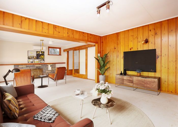  at 111 Oxford Street, Lansdowne, Masterton