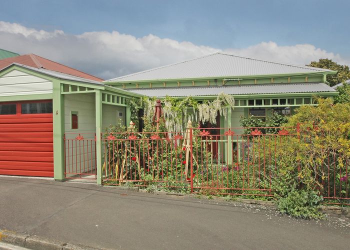 at 4 Somerset Avenue, Newtown, Wellington