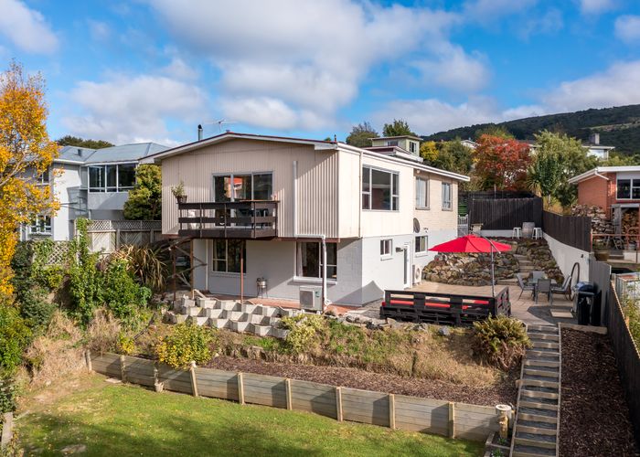  at 16 Pioneer Crescent, Helensburgh, Dunedin