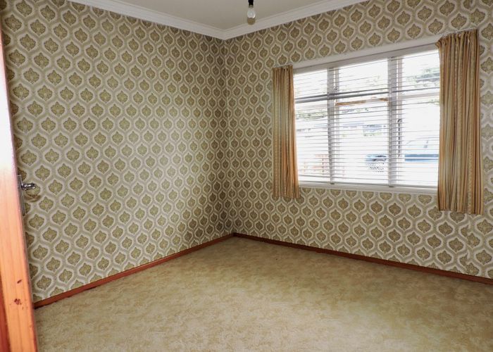 at 136 Main Road, Tawa, Wellington