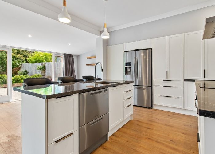  at 219 North Street, West End, Timaru