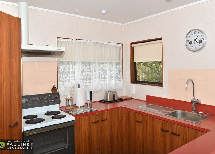  at 3 Parahaki Street, Regent, Whangārei
