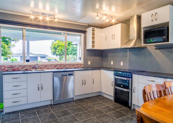  at 137 College Road, Edgecumbe, Edgecumbe