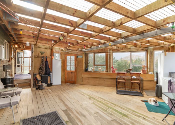  at 1715 State Highway 2, Kaitoke, Upper Hutt