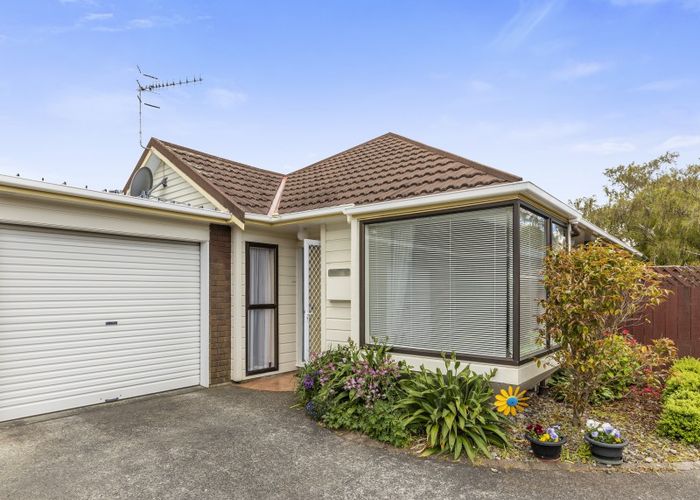  at 4/60 Garden Road, Avalon, Lower Hutt