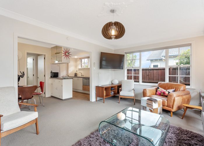  at 2/186 Blighs Road, Strowan, Christchurch