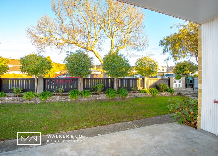 Free property data for 1/40 Heretaunga Square, Silverstream, Upper Hutt