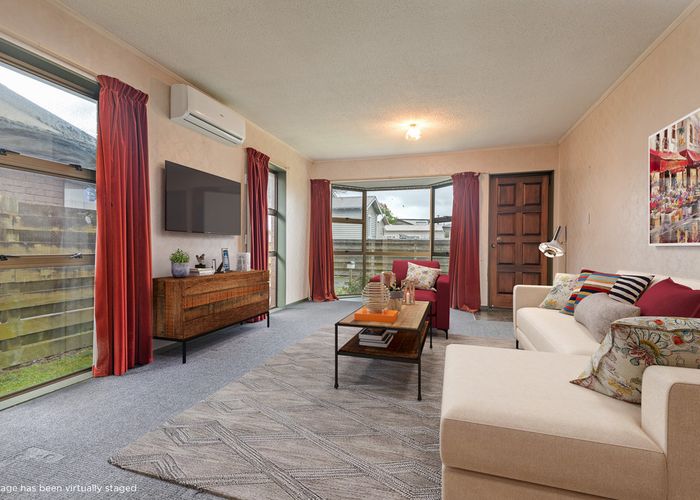  at 984C Tremaine Avenue, Roslyn, Palmerston North