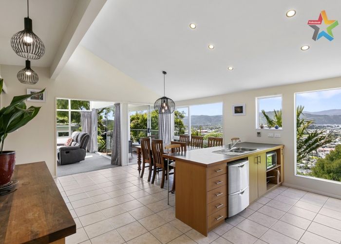  at 27 Rakeiora Grove, Korokoro, Lower Hutt