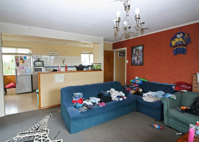  at 8 Waverley Street, Glengarry, Invercargill