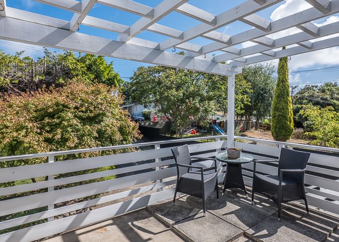  at 4 Gray Avenue, Paraparaumu Beach, Paraparaumu