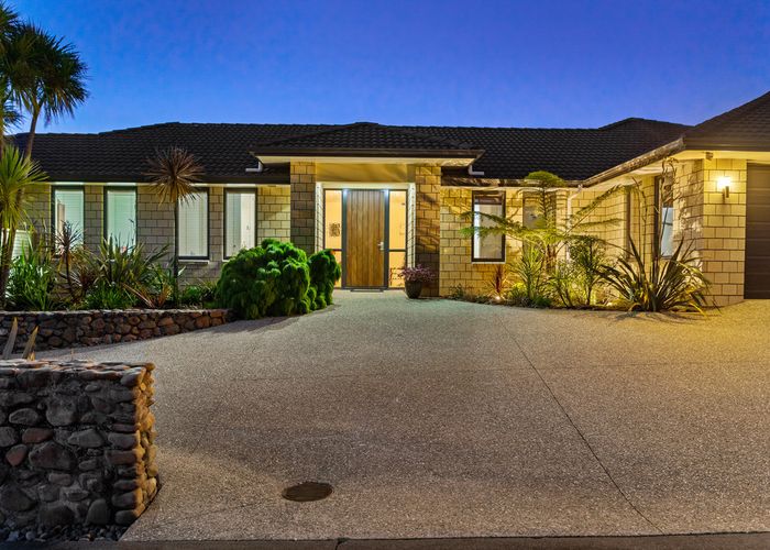  at 188 Greenhithe Road, Greenhithe, Auckland