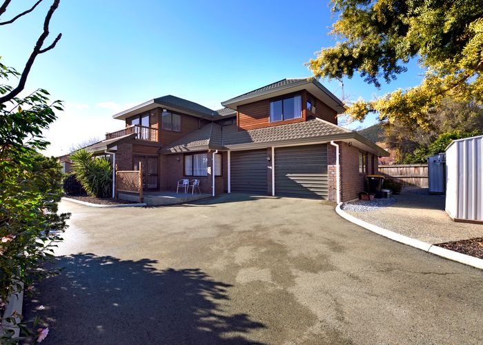  at 28 Chelsea Avenue, Richmond