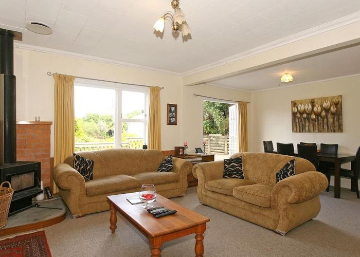  at 2 Pekanga Road, Normandale, Lower Hutt
