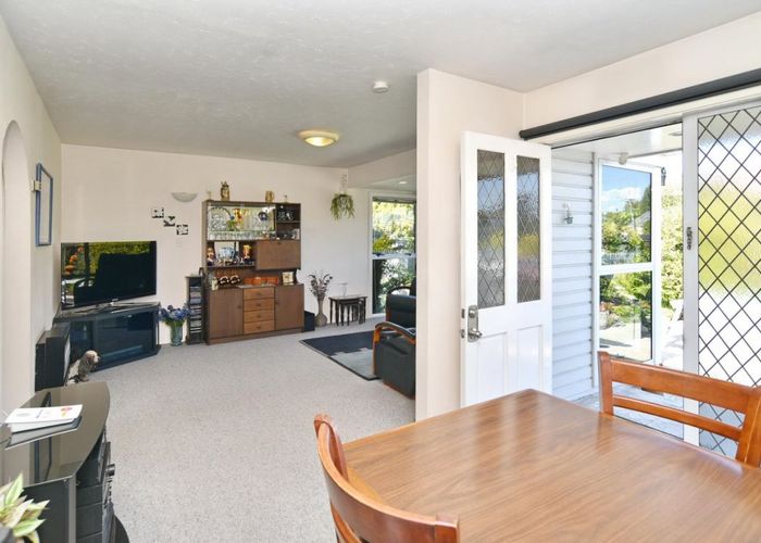  at 22 Prestons Road, Redwood, Christchurch