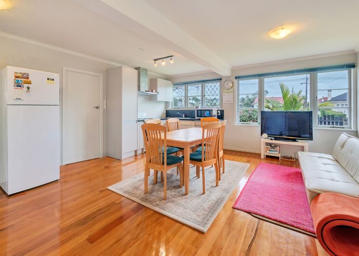  at 1/0 Sandringham Road, Sandringham, Auckland