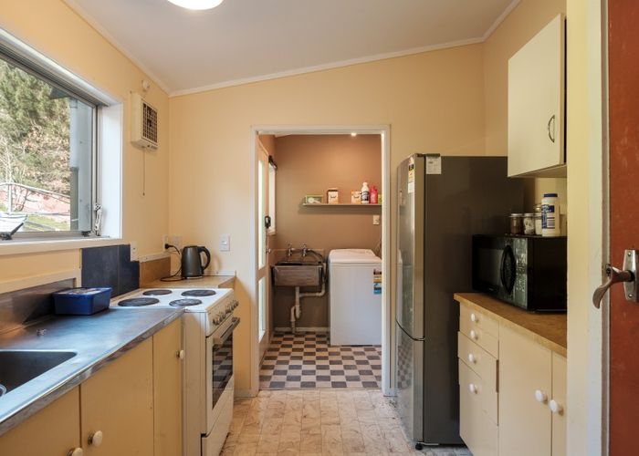  at 49 Lawrence Place, Outer Kaiti, Gisborne