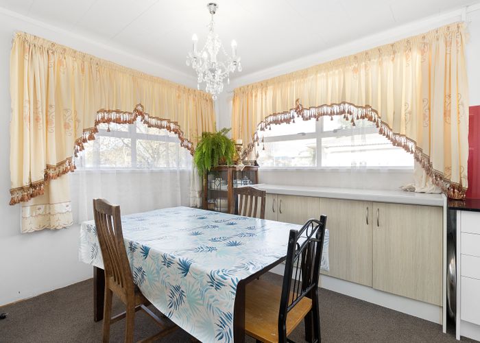  at 34 Fairfield Avenue, Huntly, Huntly