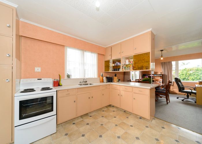  at 27 Slacks Road, Awapuni, Palmerston North