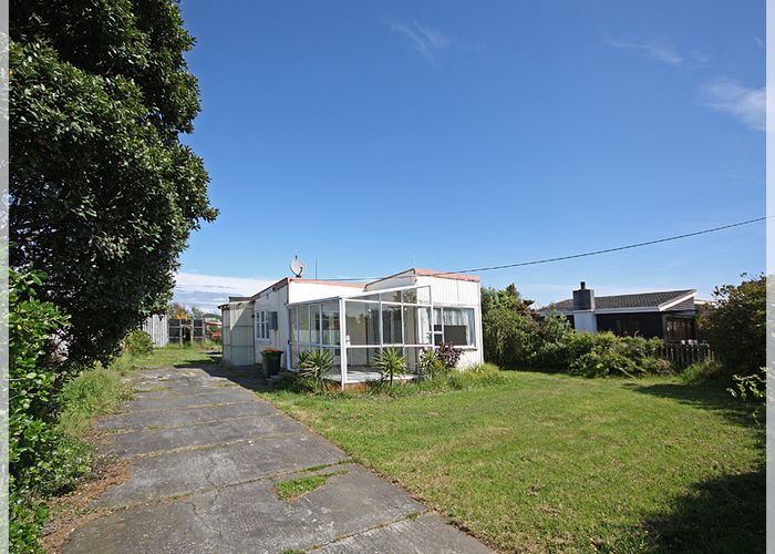  at 14 Linklater Avenue, Foxton Beach, Foxton