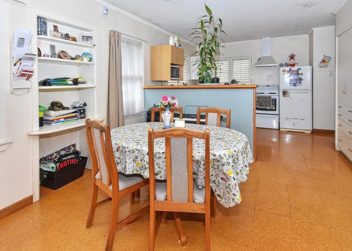  at 18 Edmund Hillary Avenue, Papakura, Papakura