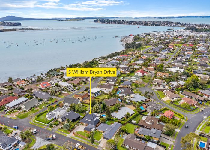  at 5 William Bryan Drive, Half Moon Bay, Auckland