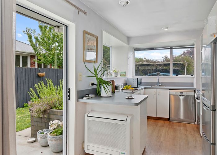  at 1/105 Simeon Street, Spreydon, Christchurch