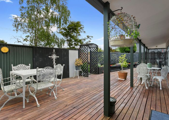  at 87 Sunnyvale Road, Massey, Auckland