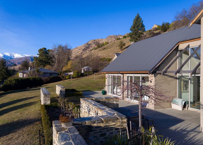  at 13 Jean Robins Drive, Lake Hayes, Queenstown