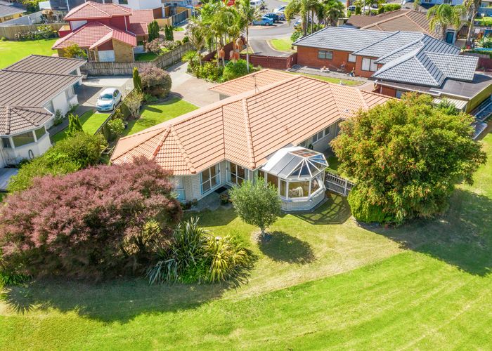  at 38 Fremantle Place, Pakuranga Heights, Auckland