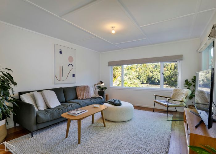  at 4 Aydon Road, Titirangi, Auckland