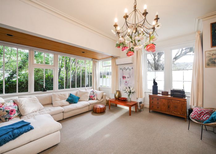  at 24 Albert Street, Saint Clair, Dunedin