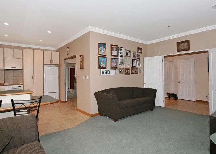  at 1/148 Tirohanga Road, Tirohanga, Lower Hutt