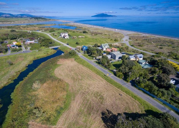 at 34 Kapiti Lane, Otaki Beach, Otaki