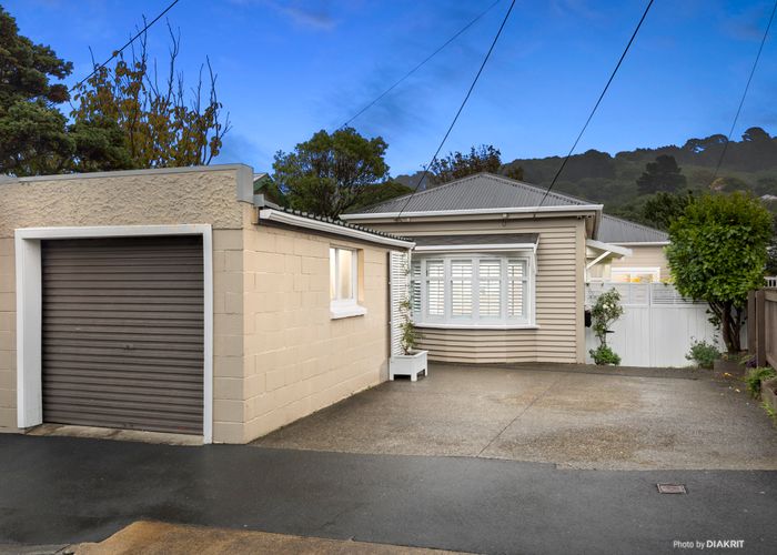  at 8 William Street, Hataitai, Wellington