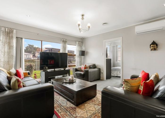  at 1/6 Woodside Road, Manurewa, Auckland