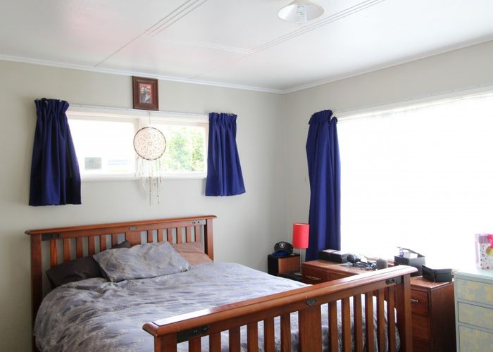  at 23 Huxley Street, Pahiatua