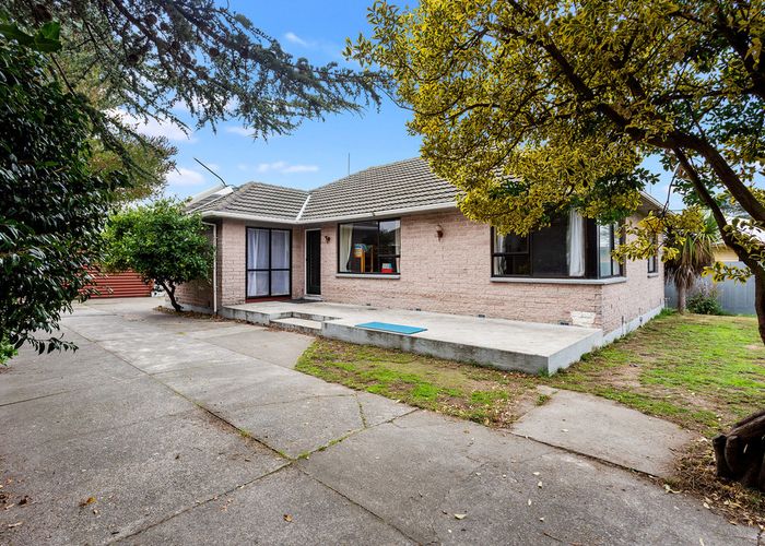  at 61 Marlow Road, Aranui, Christchurch