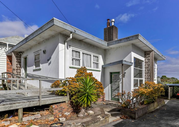  at 8 Herne Bay Road, Herne Bay, Auckland