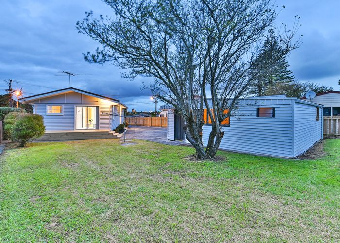  at 120 Coronation Road, Mangere Bridge, Auckland
