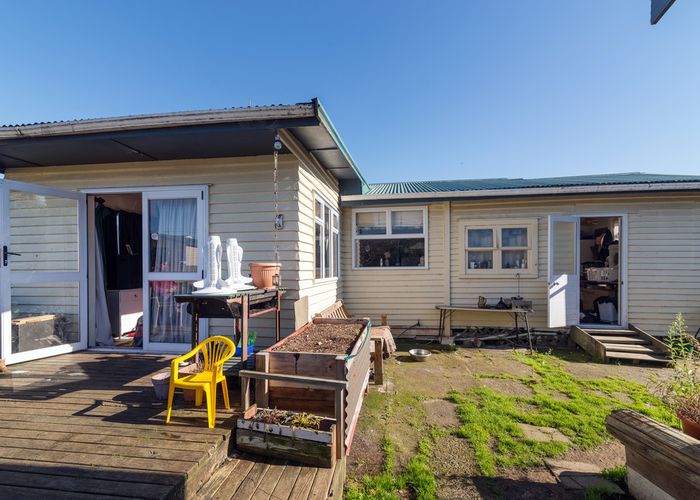  at 8 Charles Road, Hannahs Bay, Rotorua