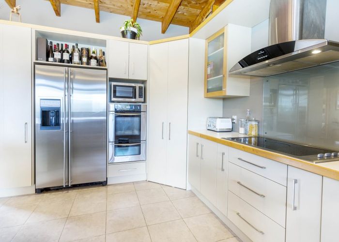  at 4 Mount Marua Way, Timberlea, Upper Hutt