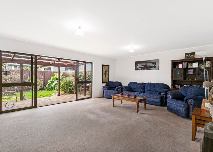  at 1/2 Ross Martin Court, Conifer Grove, Takanini