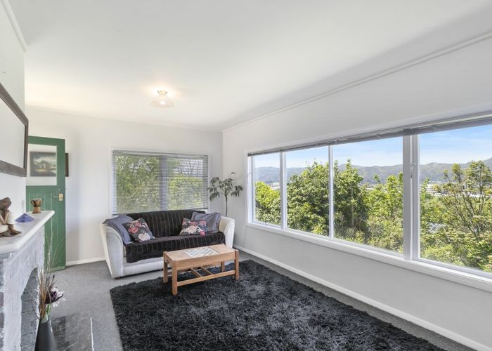  at 5 Gaskill Grove, Harbour View, Lower Hutt