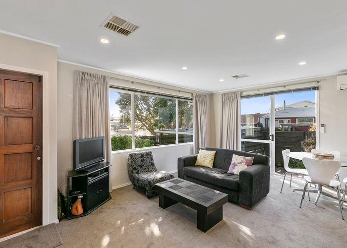  at 50A Edgecombe Street, Newlands, Wellington