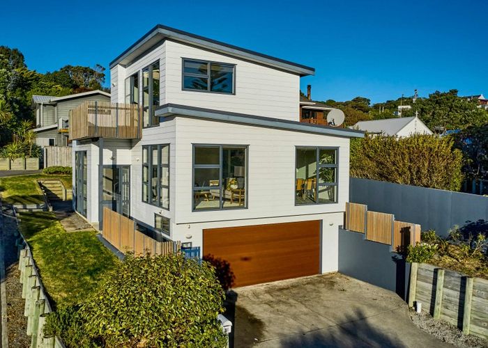  at 10 Pukerua Beach Road, Pukerua Bay, Porirua