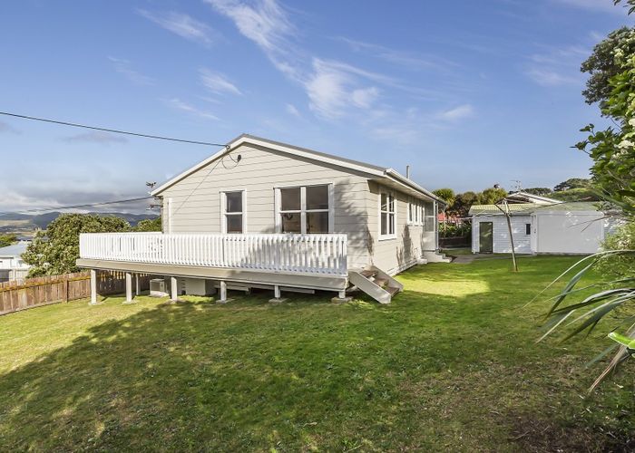  at 2 Rakihau Place, Titahi Bay, Porirua